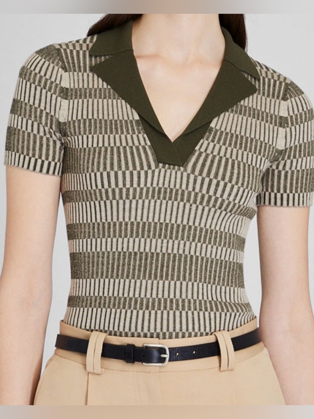 Club Monaco women’s XS olive green and beige ribbed Johnny collar sweater tee